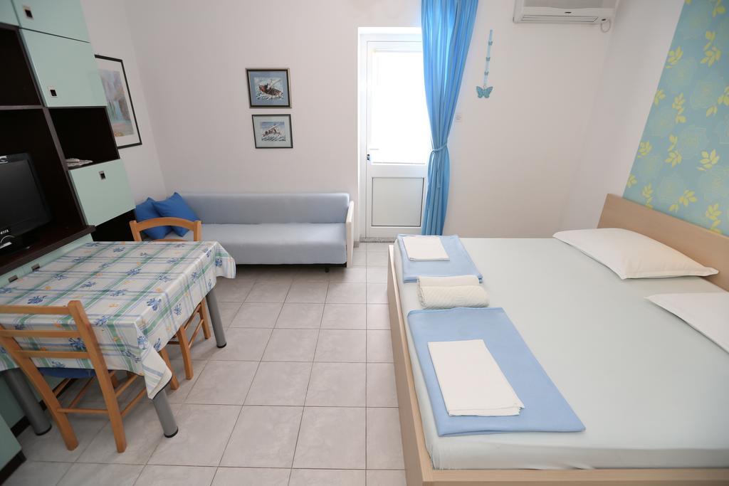 Apartments Ljubica Baška Exteriör bild