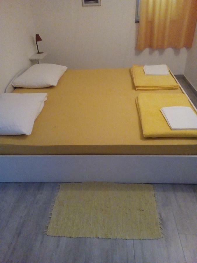 Apartments Ljubica Baška Exteriör bild